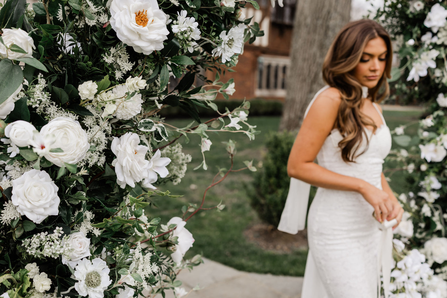 The Angeline Floral Pillars