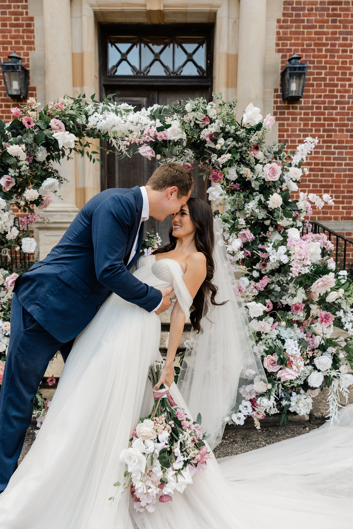 The Julie Floral Pillars