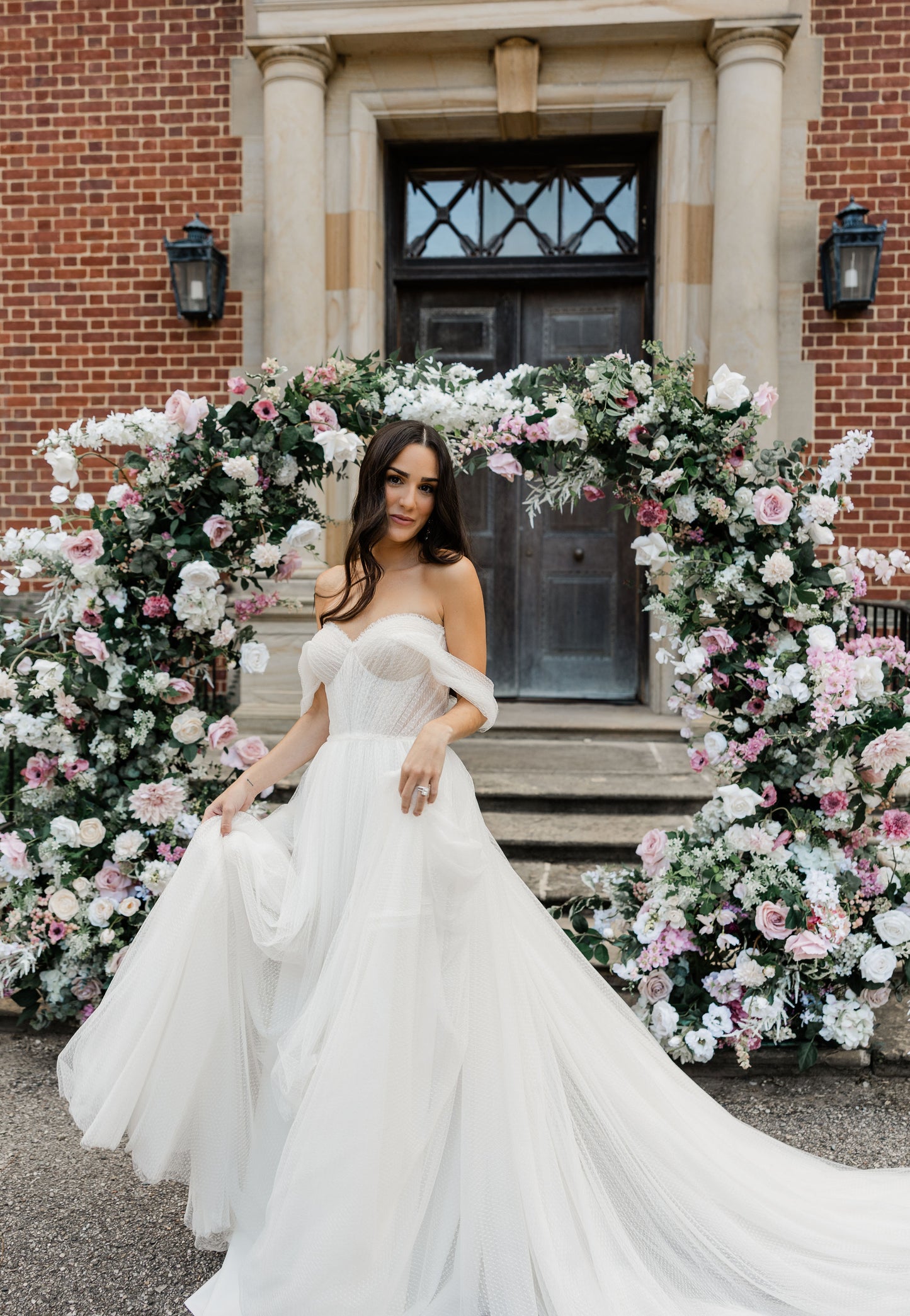 The Julie Floral Pillars