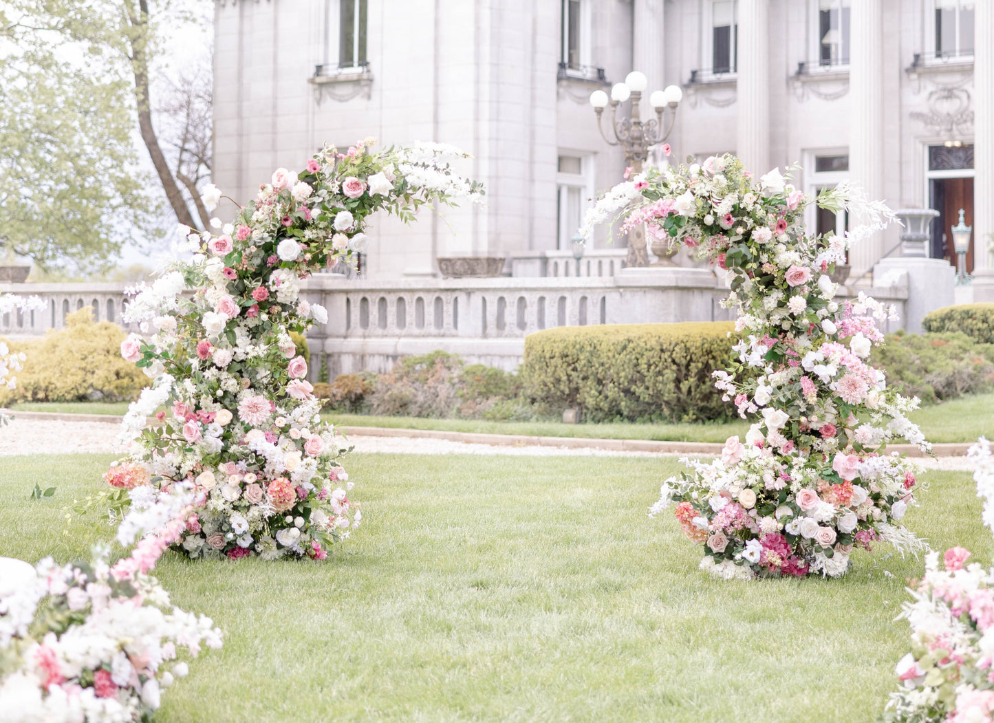 The Julie Floral Pillars